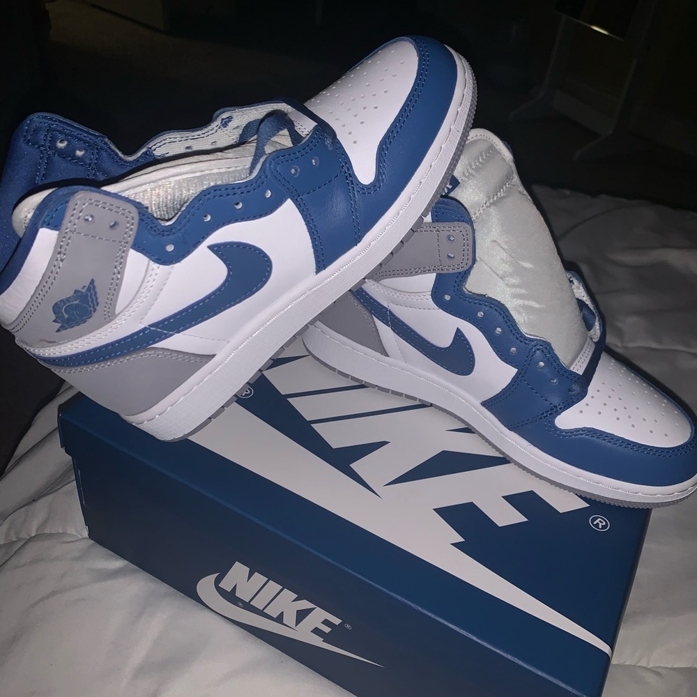 Jordan size 5 women’s